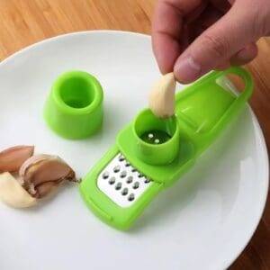 Ginger & Garlic Grater – Compact Stainless-Steel Kitchen Tool- Black and solid